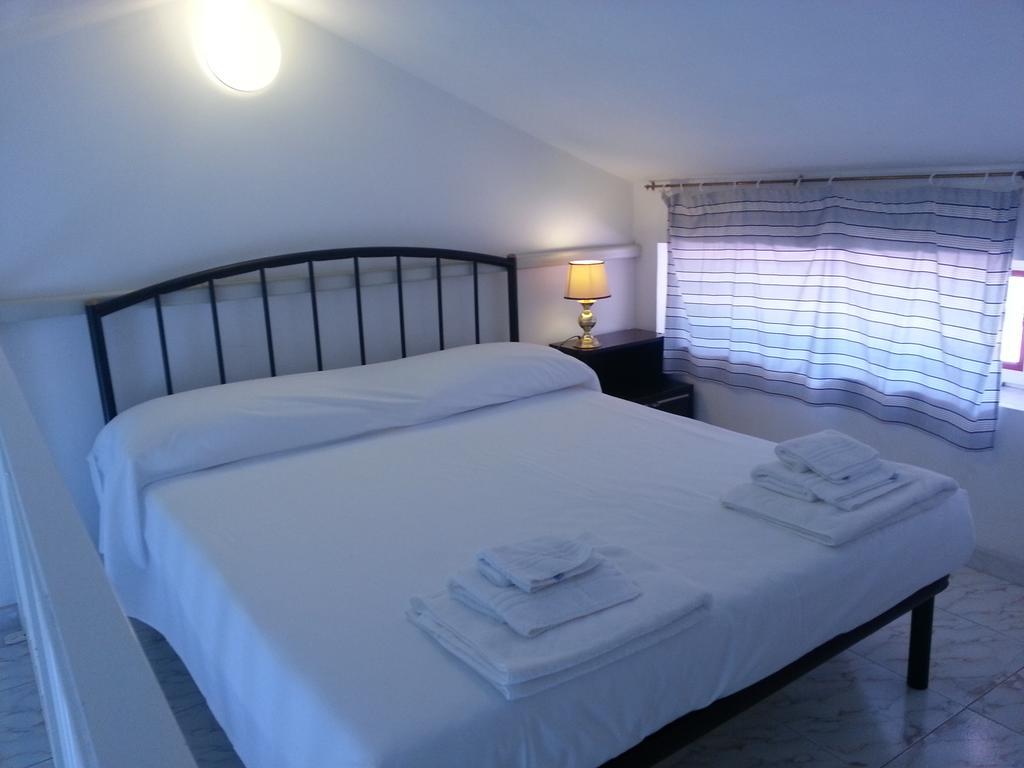 Camere Da Aldo In Centro Sirolo Ruang foto